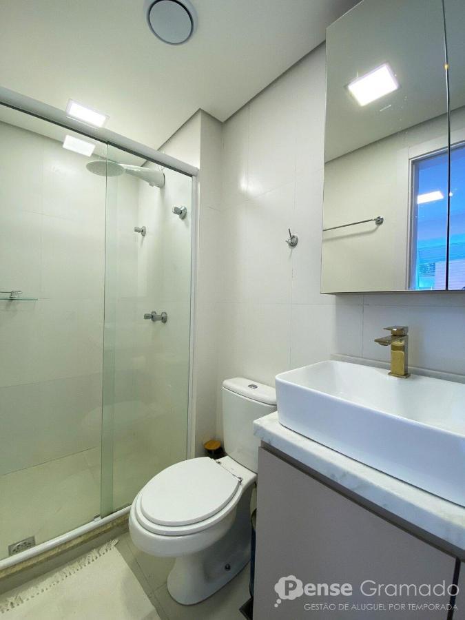 Apartamento 2 Suites - 650M Da Rua Coberta Грамаду Екстер'єр фото