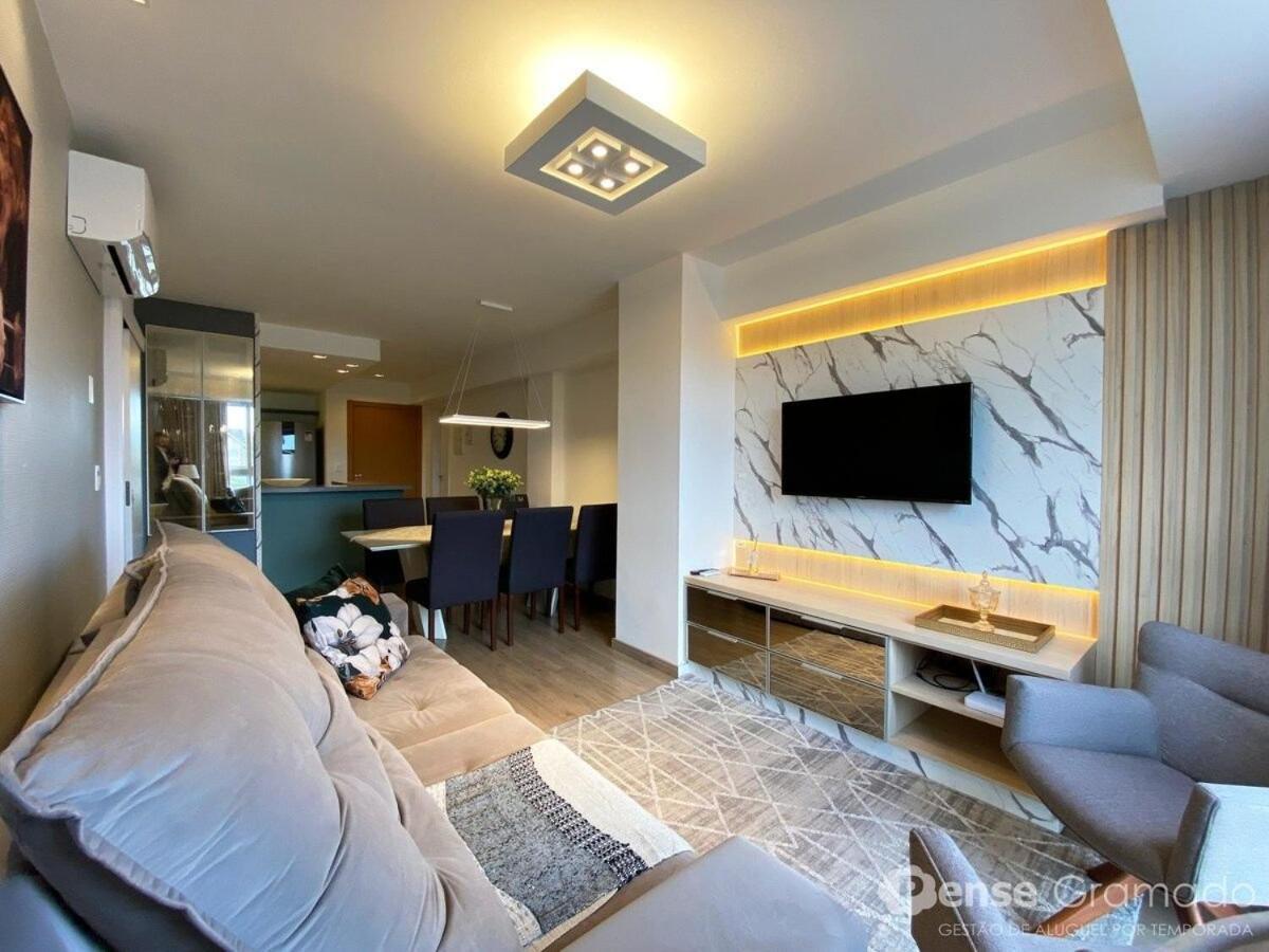 Apartamento 2 Suites - 650M Da Rua Coberta Грамаду Екстер'єр фото